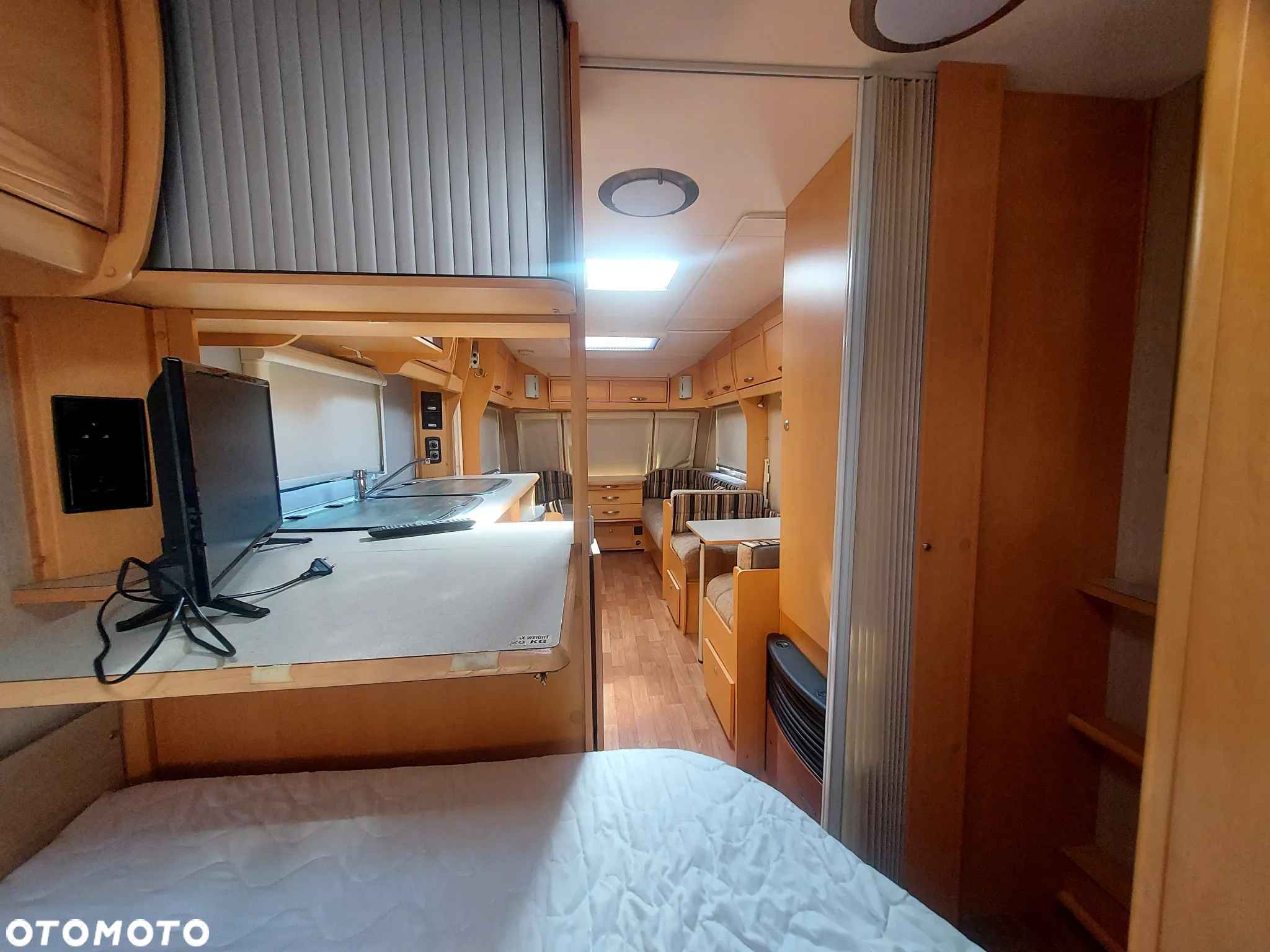 Elddis Avante - 32