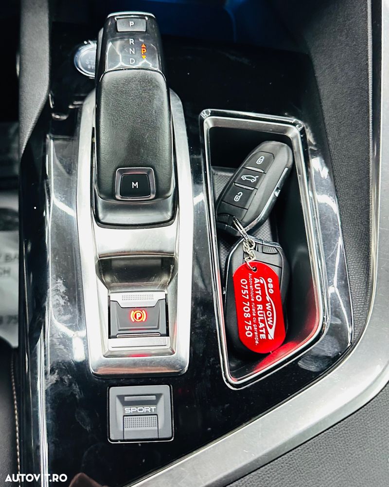 Peugeot 5008 1.5 BlueHDI s&s GT-Line - 21