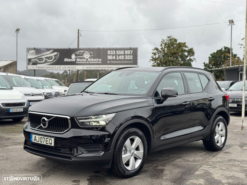 Volvo XC 40 1.5 T2 Momentum Core - 1