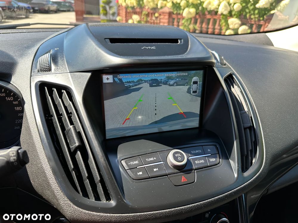 Ford Kuga - 13