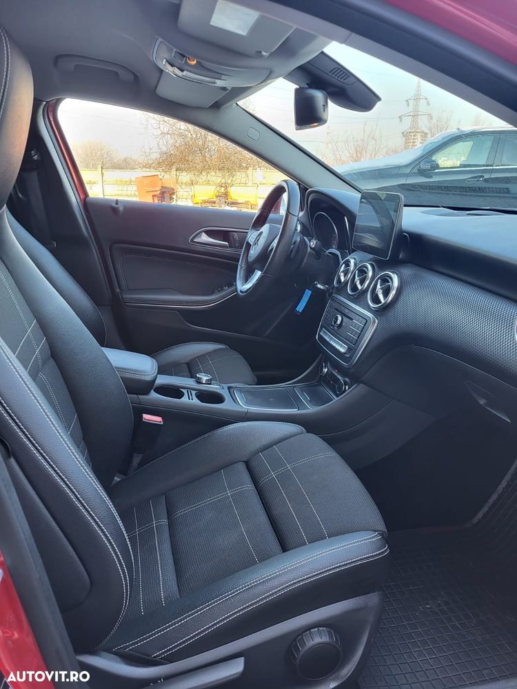 Mercedes-Benz A 200 d 4MATIC Aut. - 10