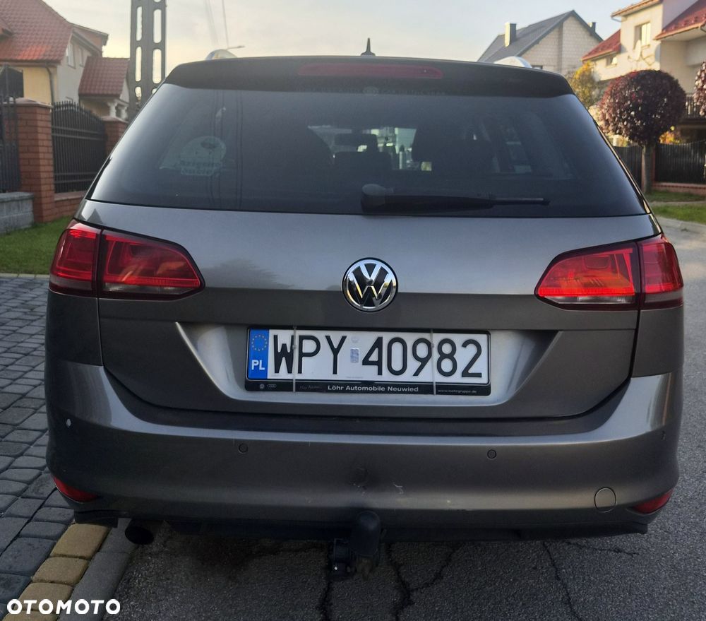 Volkswagen Golf - 5