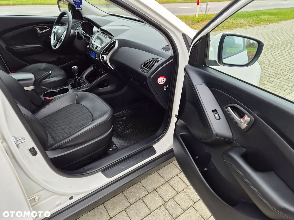 Hyundai ix35 1.7 CRDi Premium 2WD - 13