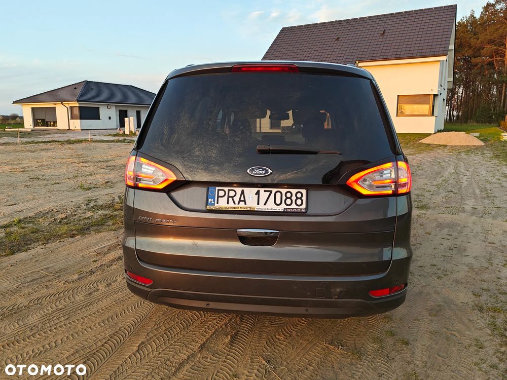 Ford Galaxy 2.0 TDCi Titanium - 13