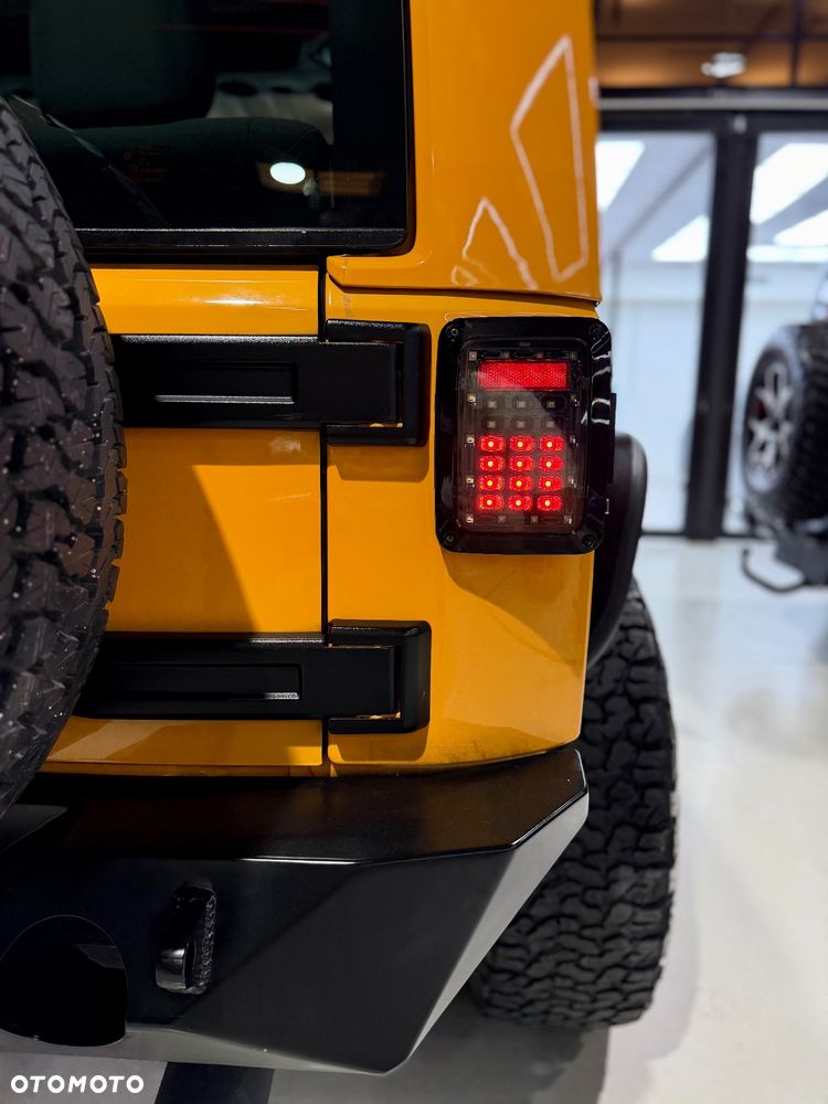 Jeep Wrangler 3.6 Sahara EU6 - 17