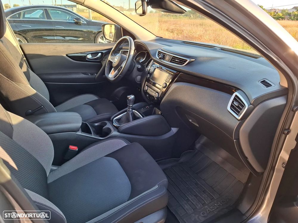 Nissan Qashqai 1.5 dCi N-Connecta J18 - 5