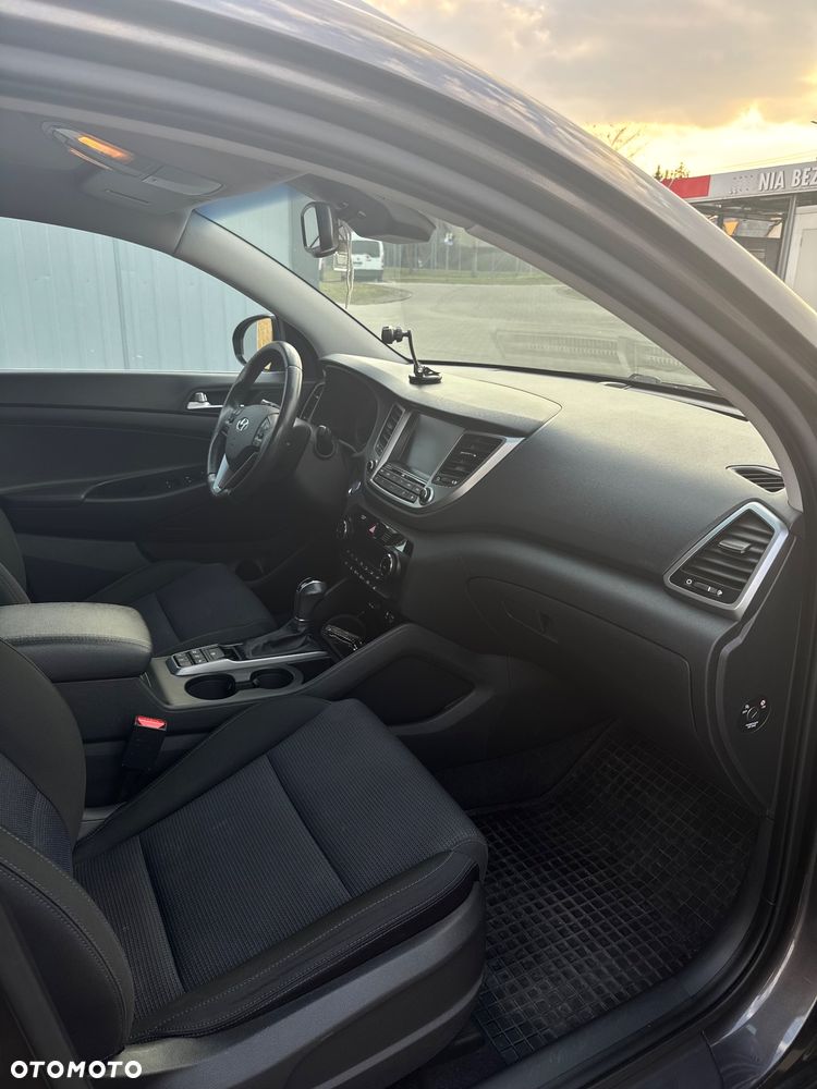 Hyundai Tucson 1.7 CRDI BlueDrive Classic 2WD DCT - 12