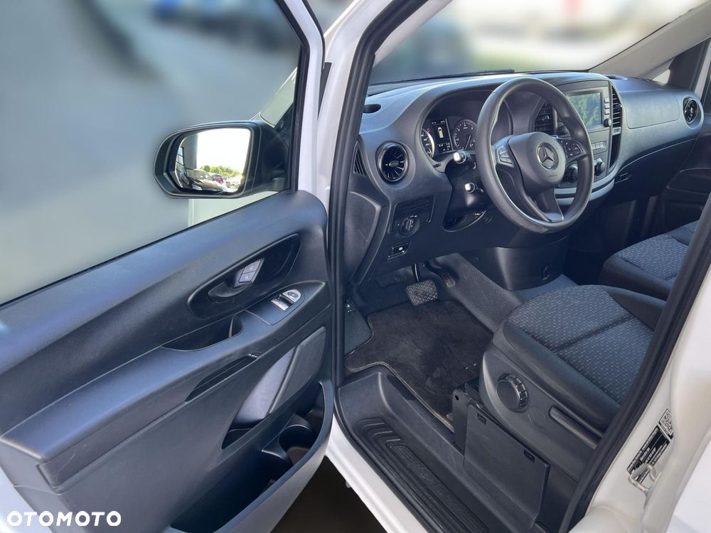 Mercedes-Benz Vito - 10