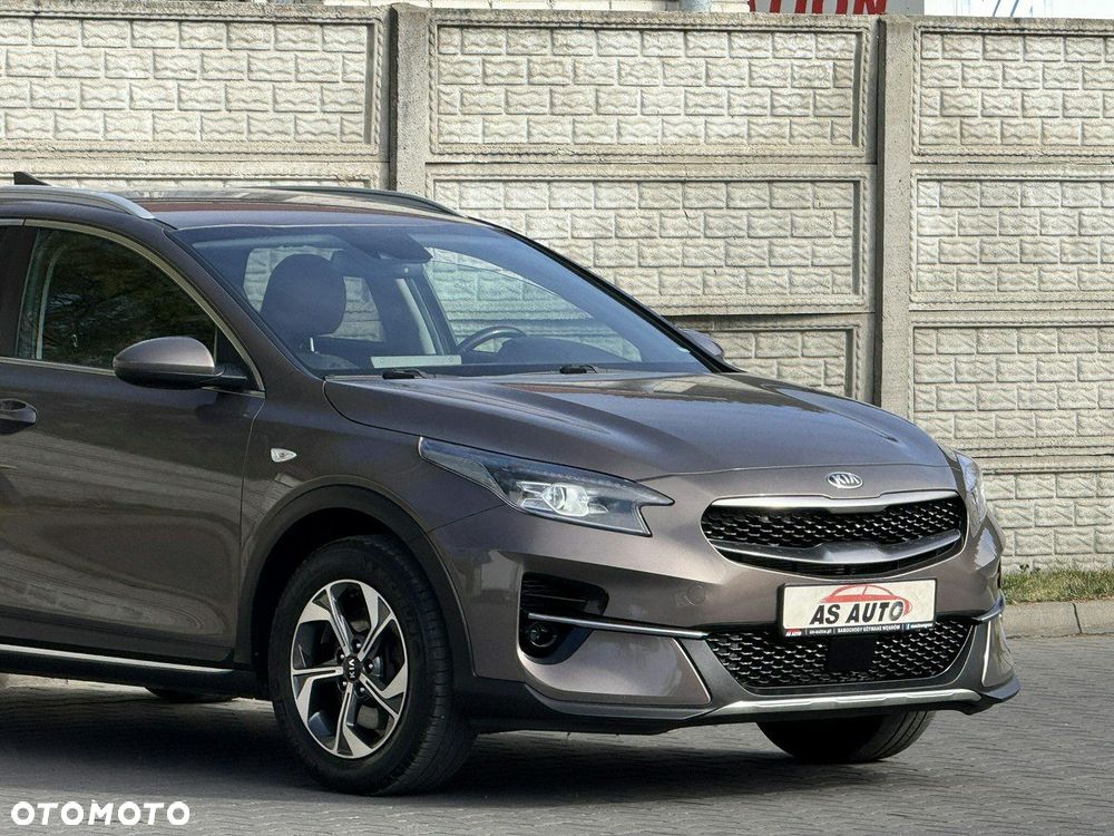 Kia XCeed 1.0 T-GDI L Business Line - 32