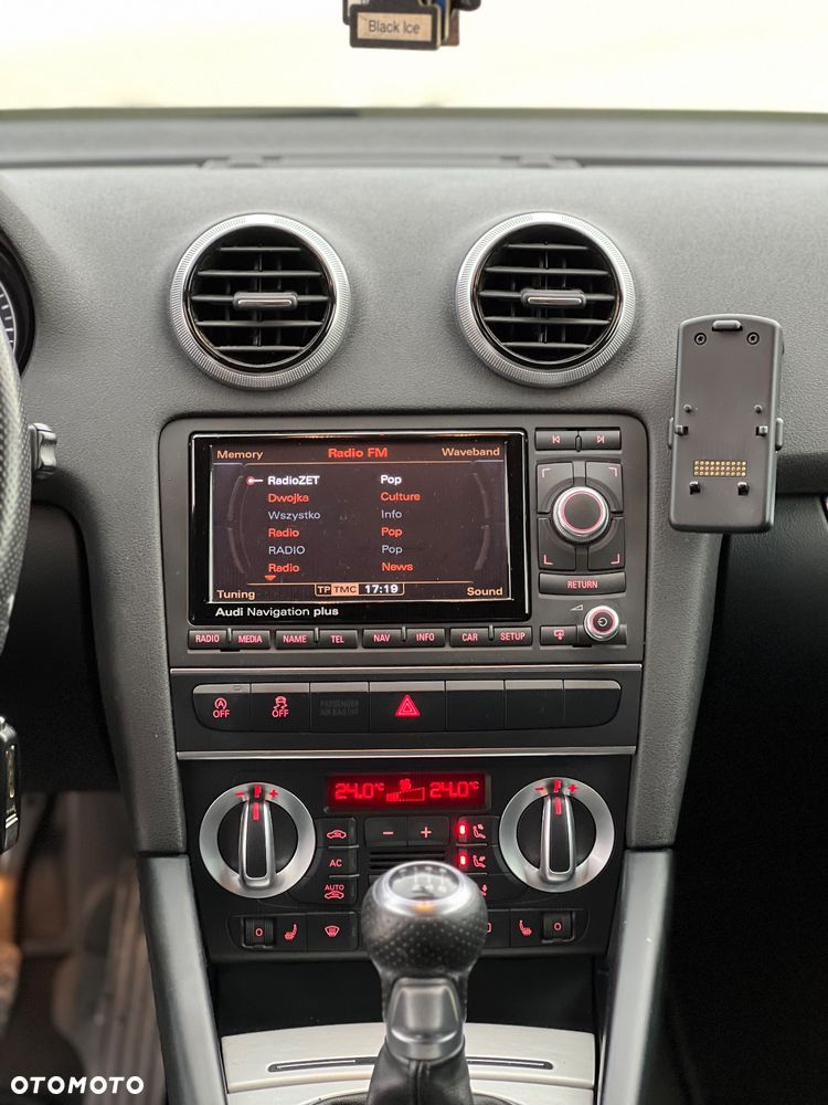 Audi A3 2.0 TDI DPF S line Sportpaket - 26