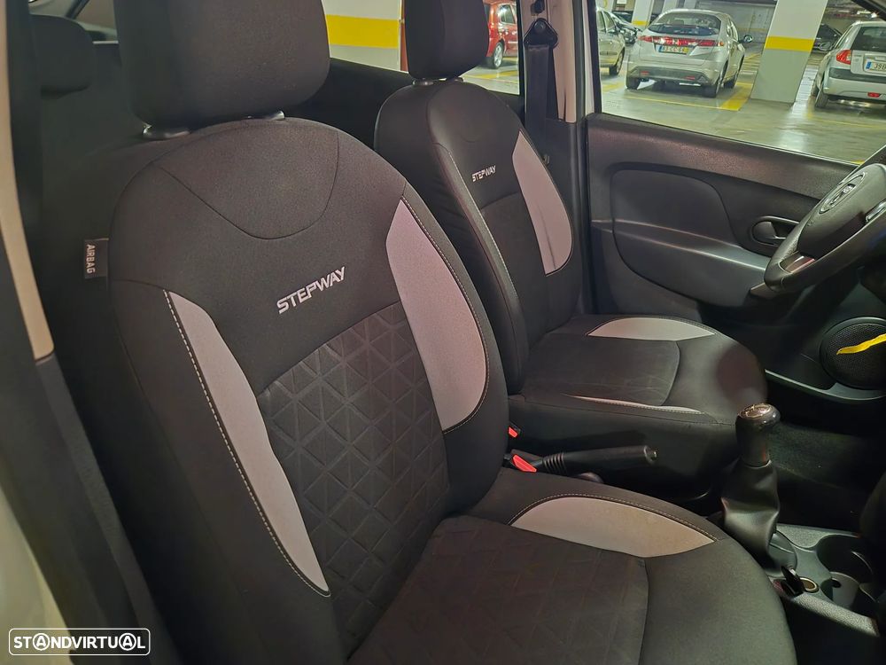 Dacia Sandero 0.9 TCe Stepway - 40
