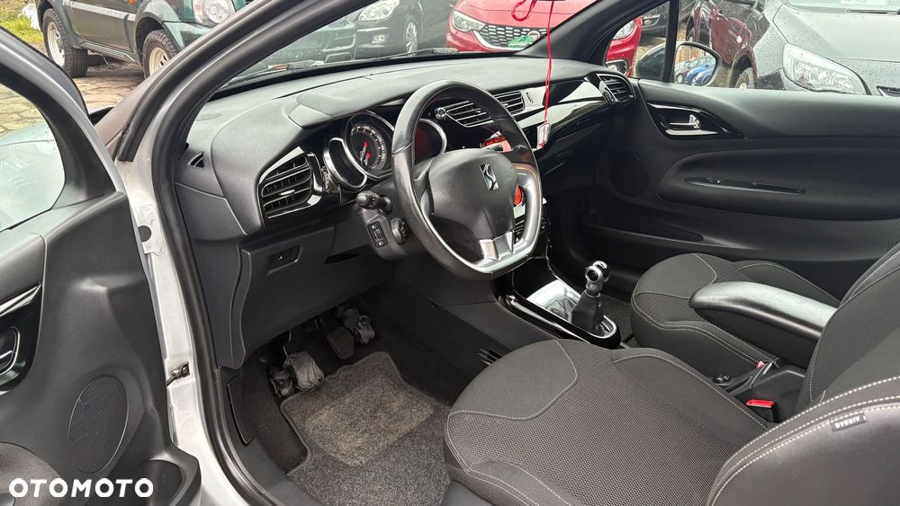 Citroën DS3 VTi 120 Opera Blue - 17