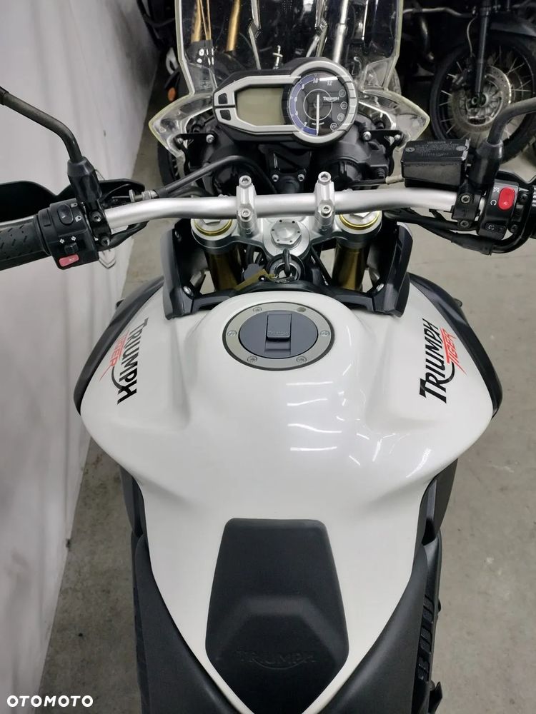 Triumph Tiger - 11