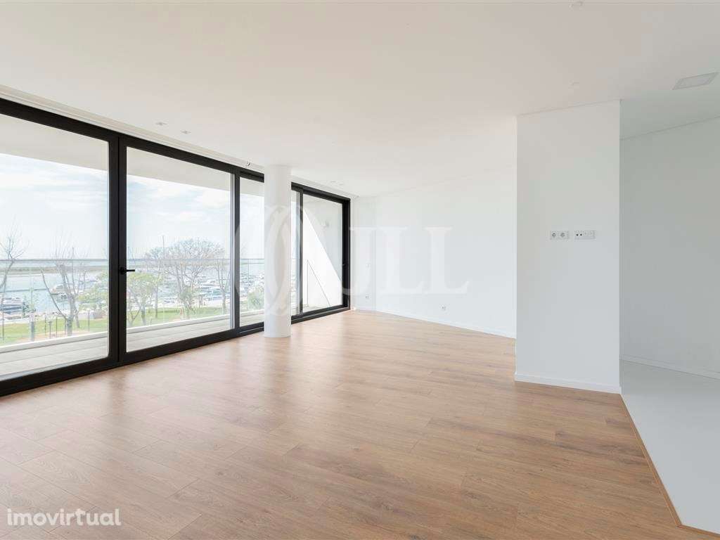 Apartamento T2 com Varanda, Del Mar Marina I, em Olhão, Algarve - Grande imagem: 2/60