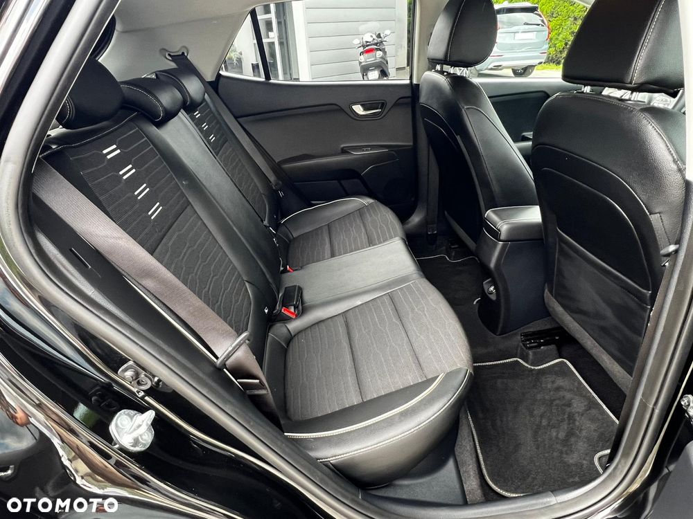 Kia Stonic 1.0 T-GDI OPF Mild Hybrid DCT7 GT-Line - 24