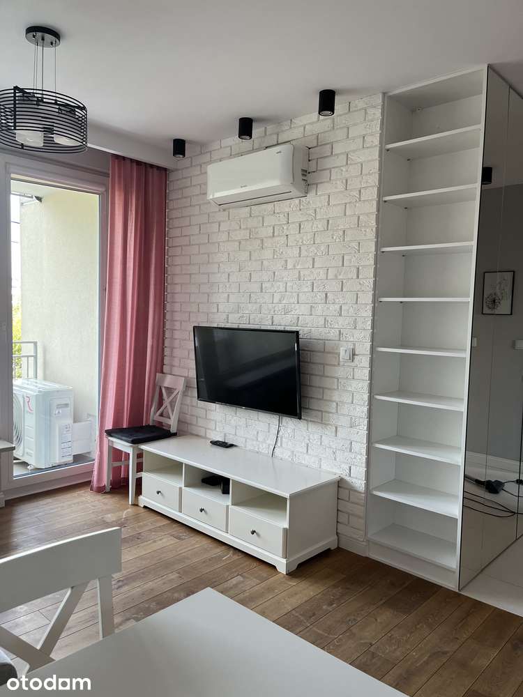 Mieszkanie 3-pokojowe z balkonem na Bielanach