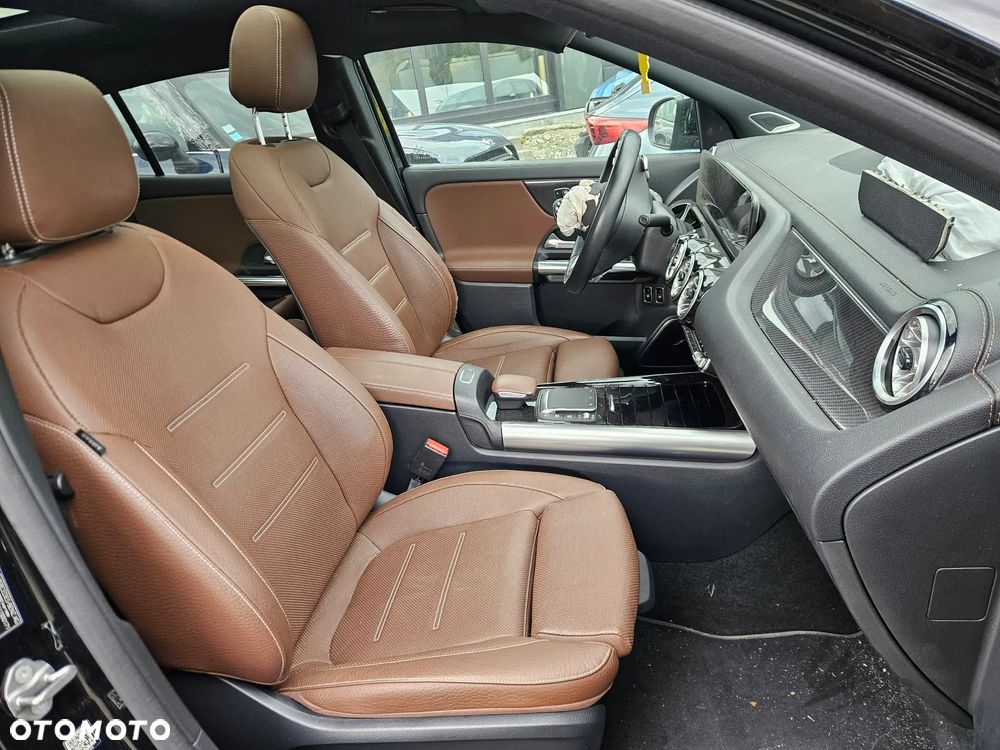 Mercedes-Benz GLA 250 e 8G-DCT AMG Line Advanced Plus - 6