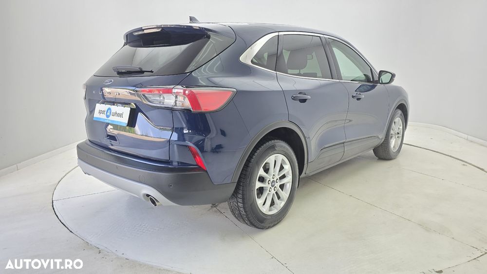 Ford Kuga - 8