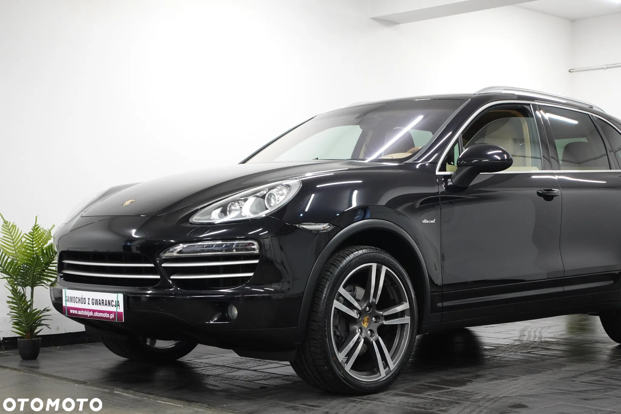 Porsche Cayenne Diesel Platinum Edition - 15