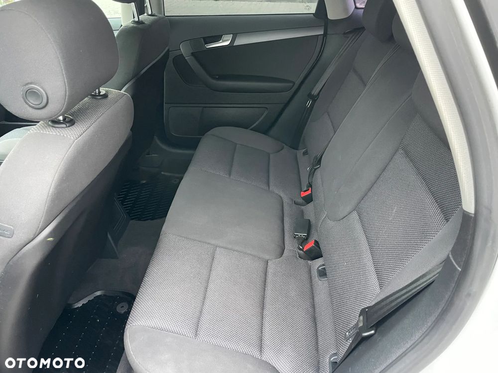 Audi A3 Sportback 1.6 TDI DPF Ambition - 20