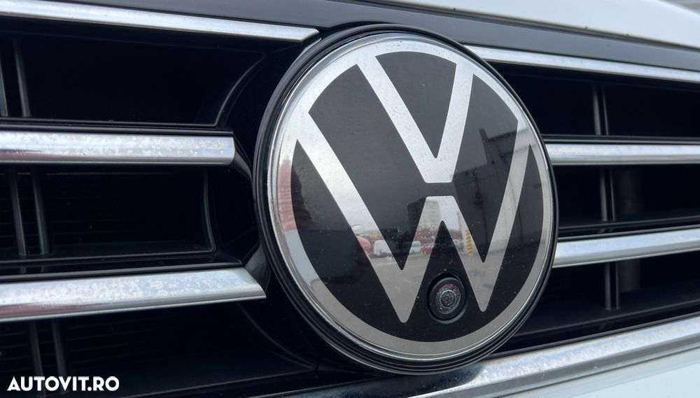 Volkswagen Passat 2.0 TDI SCR DSG Business - 14
