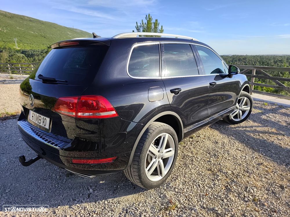 Volkswagen Touareg 3.0 TDI V6 Top Tiptronic — fotografia 32