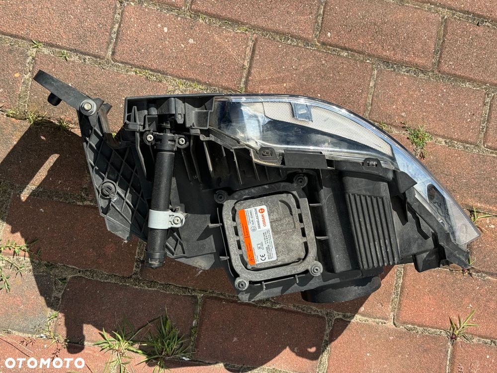 Lewa Lampa Renault Gama T KOMPLETNA - 4