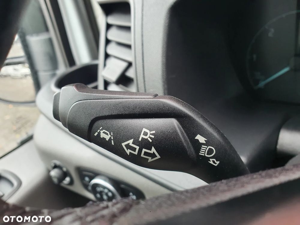 Ford TRANSIT 3,5t na Haku - 26