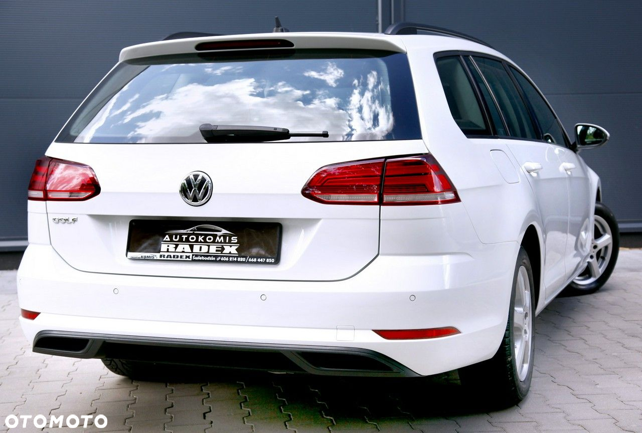 Volkswagen Golf - 17