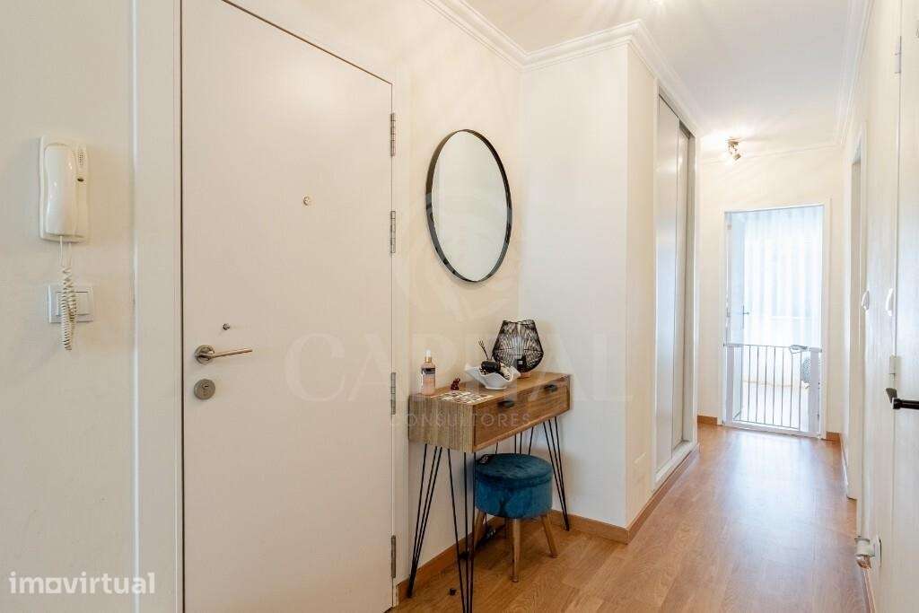 T2 Remodelado na Quinta da Terrugem, Paço de Arcos - Grande imagem: 2/20