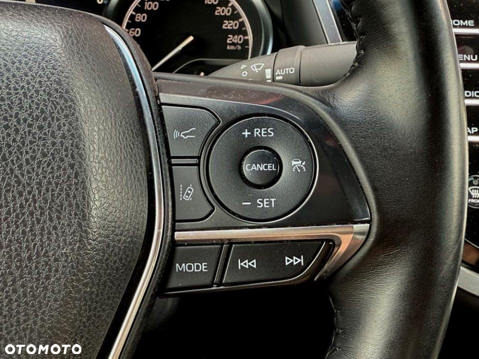 Toyota Camry - 15