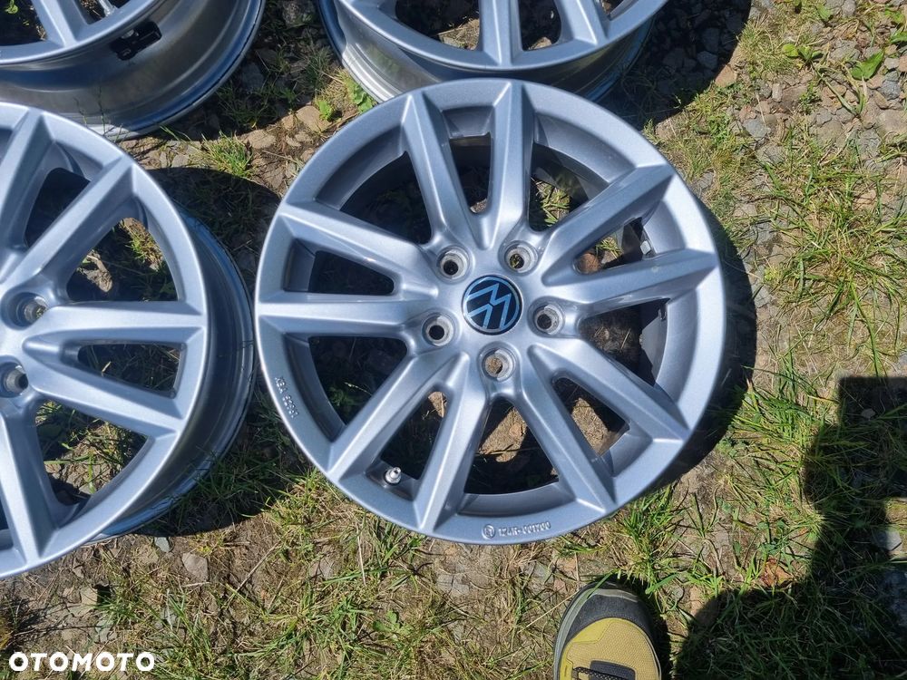 VW GOLF ,SEAT LEON 3,AUDI a3 ,SKODA alu 6,5X16 ET54 5X112 super stan - 2