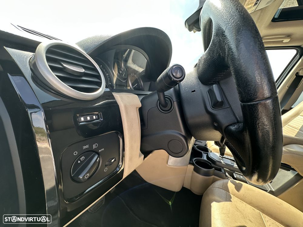 Land Rover Discovery 3 2.7 TD V6 HSE Auto. - 13