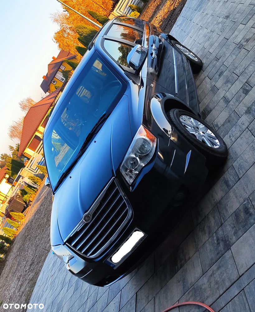 Chrysler Grand Voyager 2.8 CRD Limited - 2