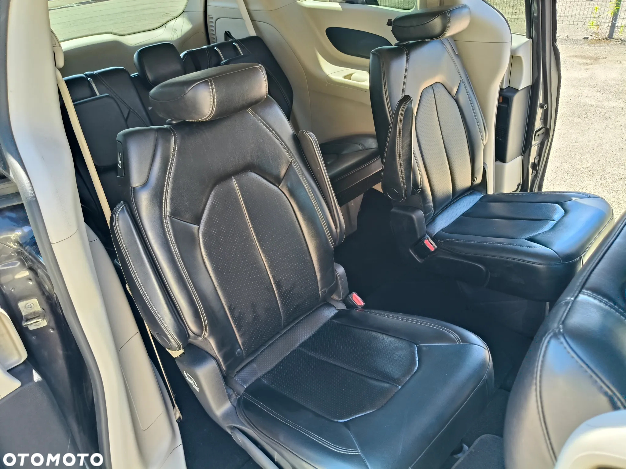 Chrysler Voyager - 8