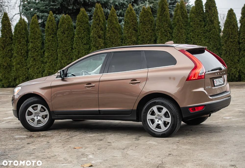Volvo XC 60 2.4D DRIVe Summum - 10