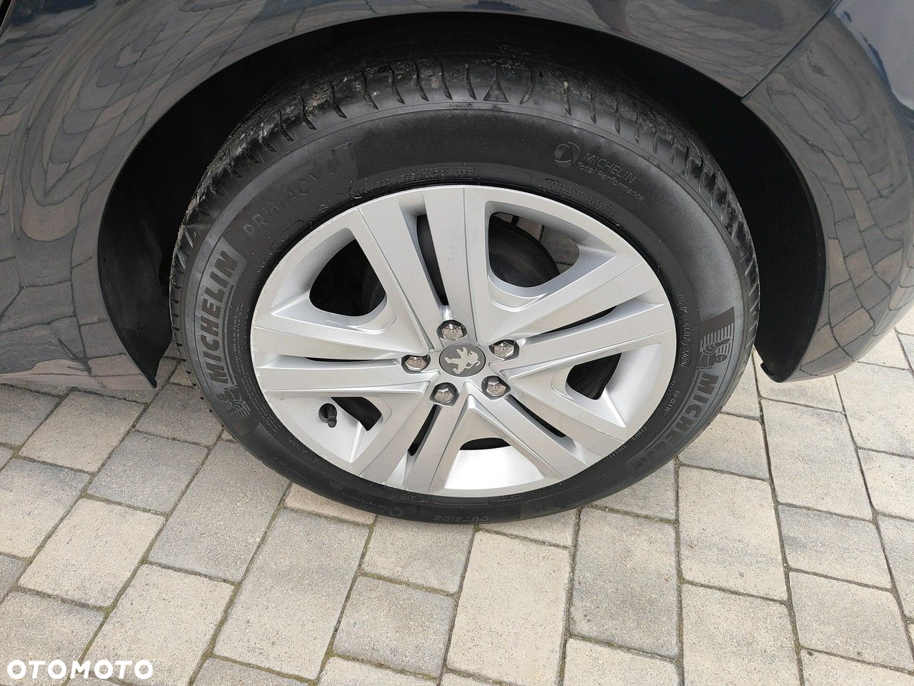 Peugeot 208 - 29