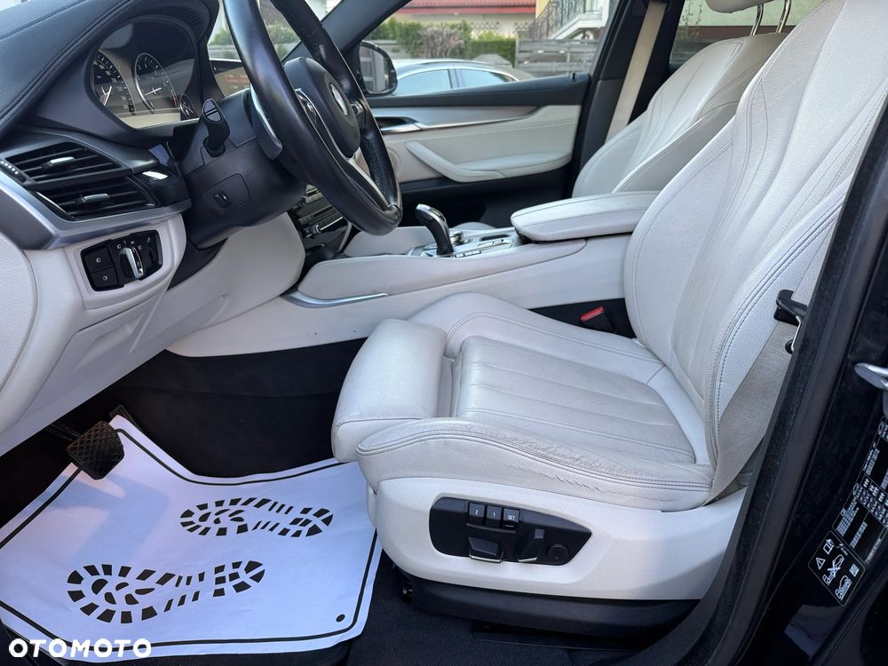 BMW X6 xDrive50i - 17
