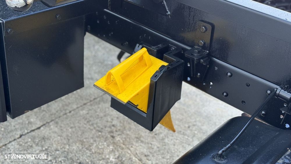 Nissan Cabstar NT 400 3.0 dCi Tri-Basculante - 30