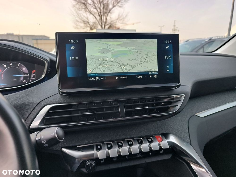 Peugeot 3008 1.2 PureTech Allure Pack S&S EAT8 - 17