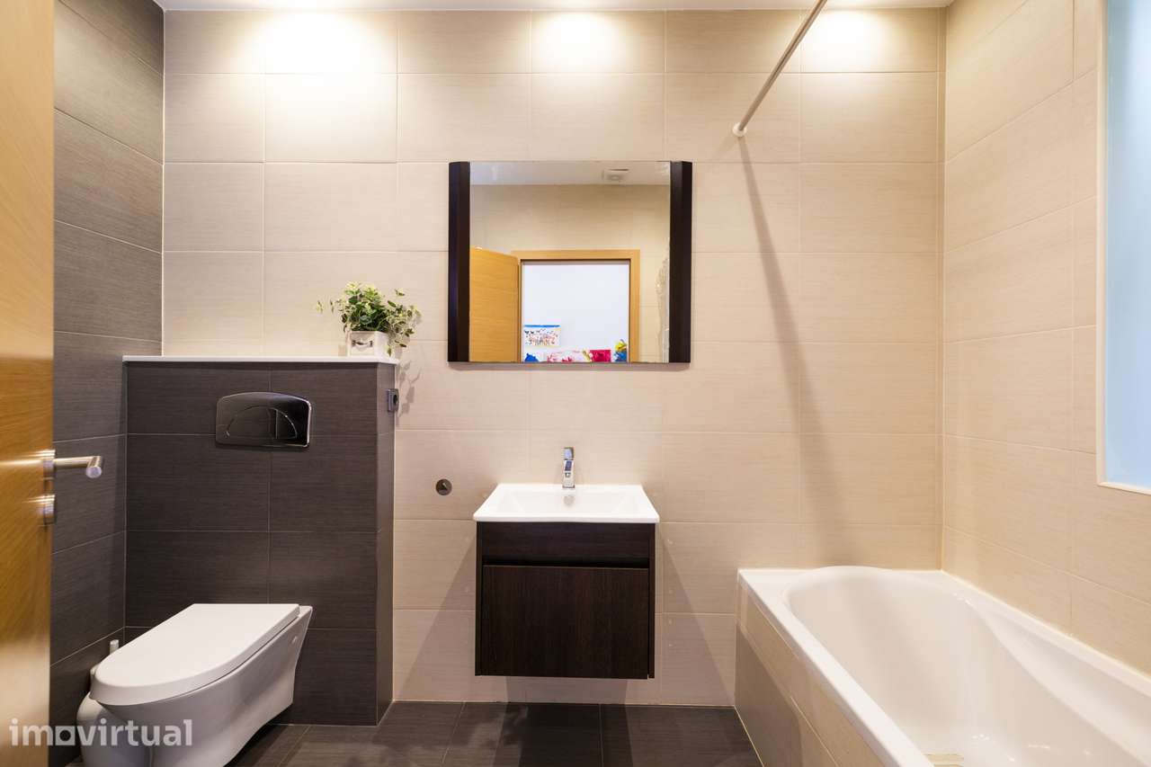 Moradia, 173 m², Marrazes e Barosa - Grande imagem: 2/16