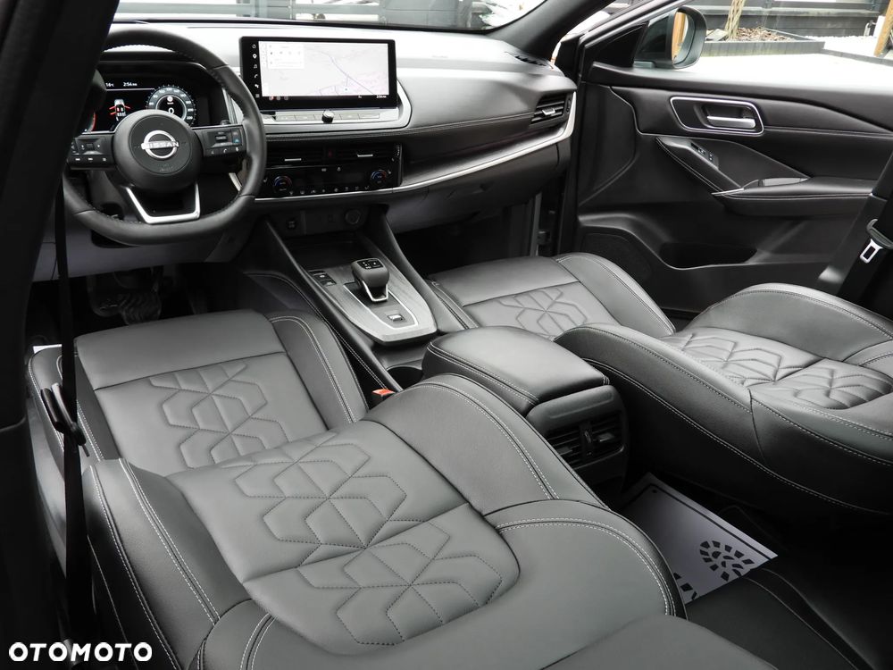 Nissan Qashqai 1.3 DIG-T MHEV Xtronic Tekna - 29