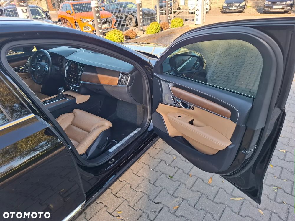 Volvo S90 - 26