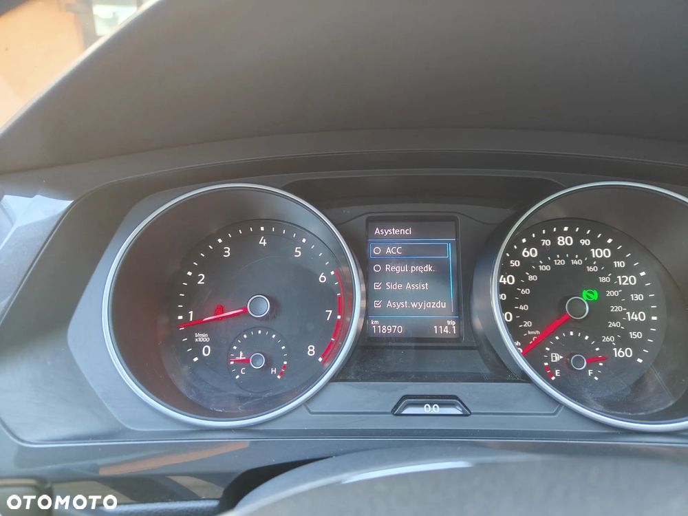 Volkswagen Tiguan Allspace - 16