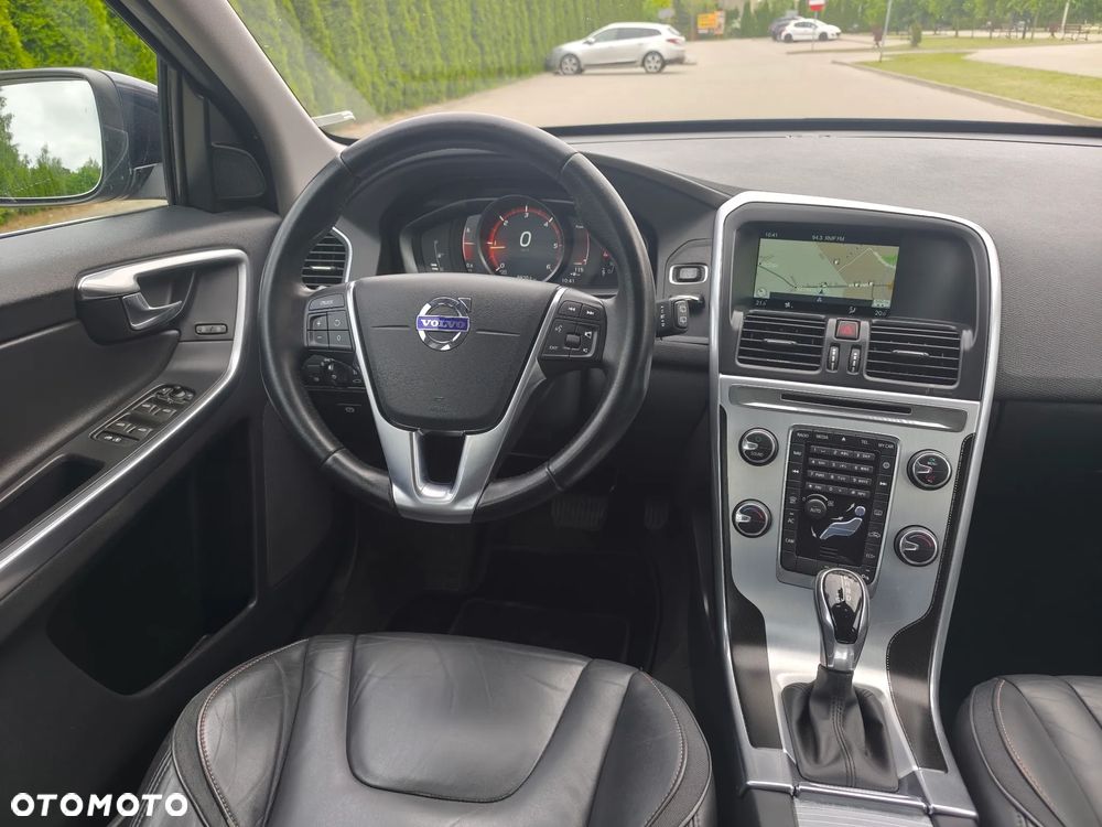 Volvo XC 60 D3 Geartronic Ocean Race - 17