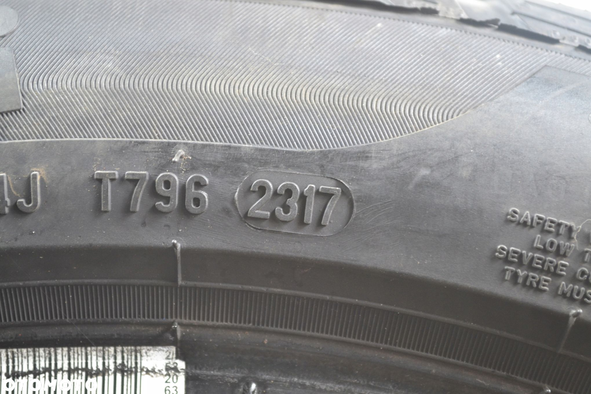 245/45R18 100V PIRELLI SOTTOZERO 3 RFT x4szt 8028z - 4