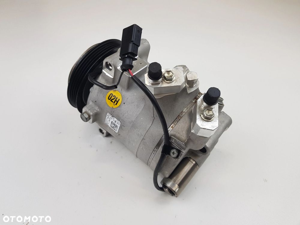 Kompresor Sprężarka klimatyzacji Volkswagen Audi A8 D5 4N0816551B - 3