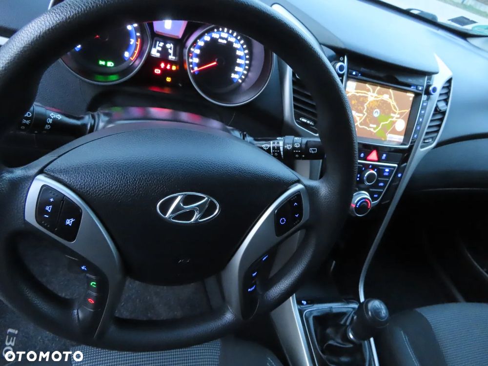 Hyundai i30 1.4 Trend - 18