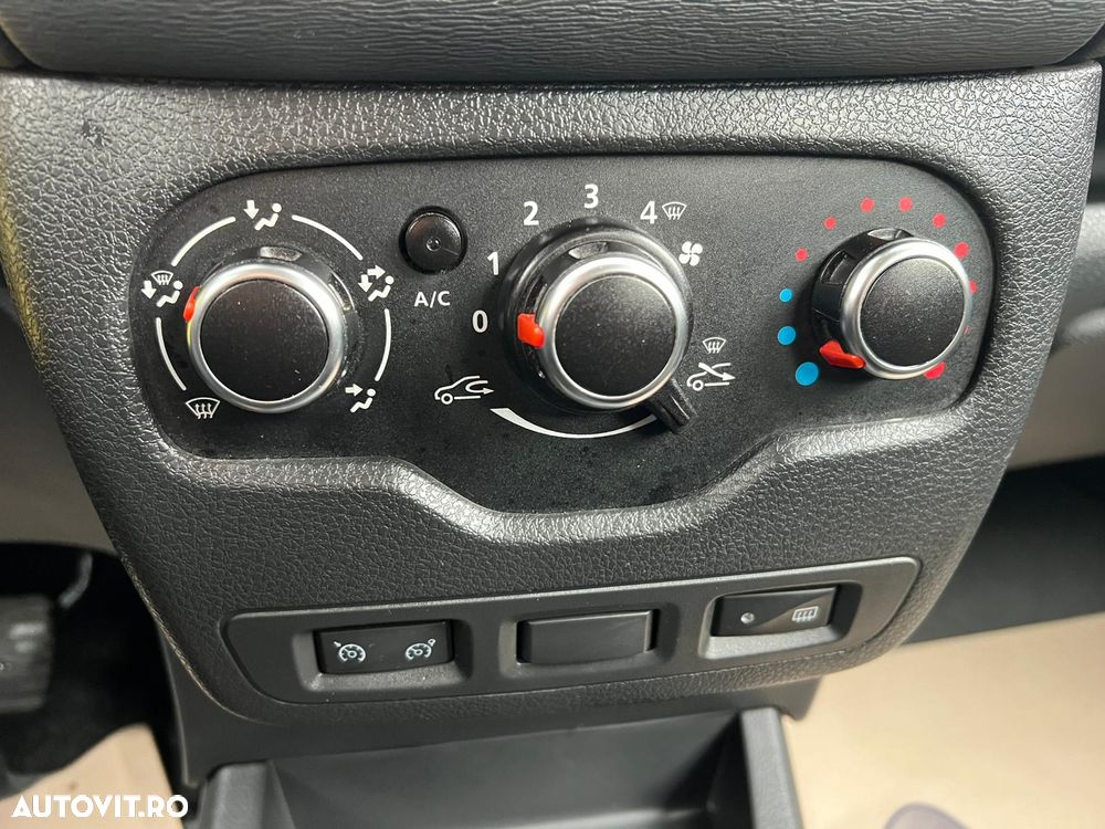 Dacia Lodgy 1.5 Blue dCi Laureate - 16