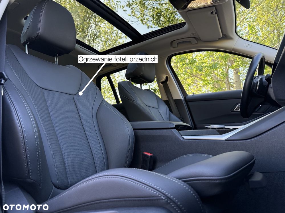 BMW Seria 3 320d xDrive - 13